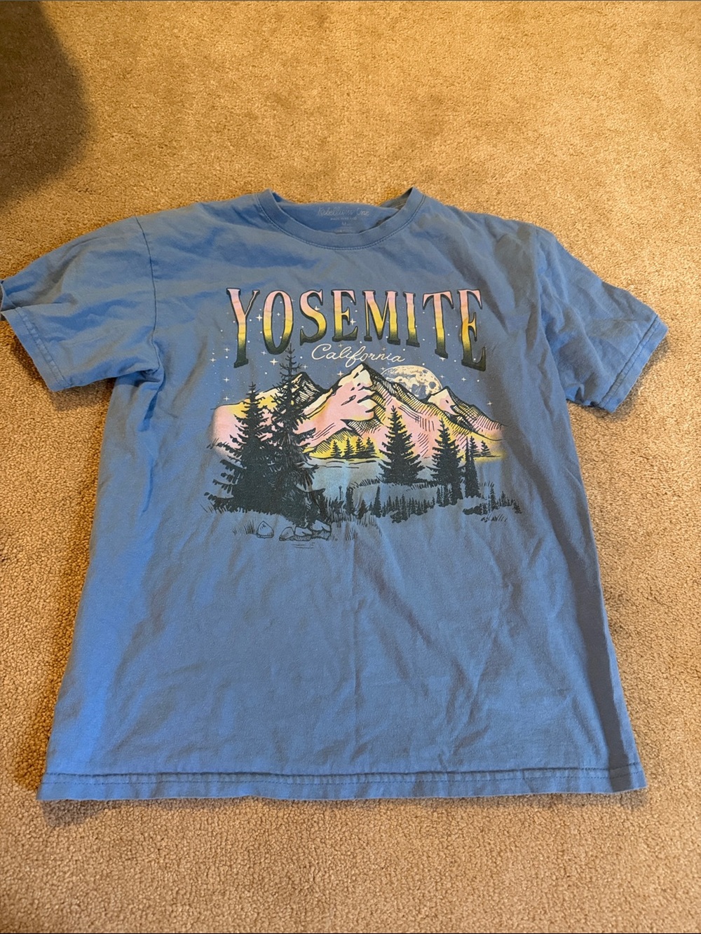 Yosemite Graphic woman’s Tee - Blue